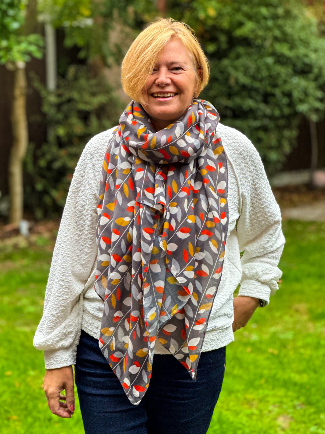 Ladies Multi Coloured Autumn Leaves Pattern GREY Fashion Scarf