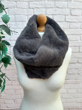 Ladies Short Faux Fur GREY Soft Winter Snood Scarf