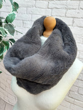 Ladies Short Faux Fur GREY Soft Winter Snood Scarf