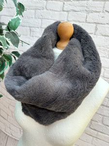 Ladies Short Faux Fur GREY Soft Winter Snood Scarf