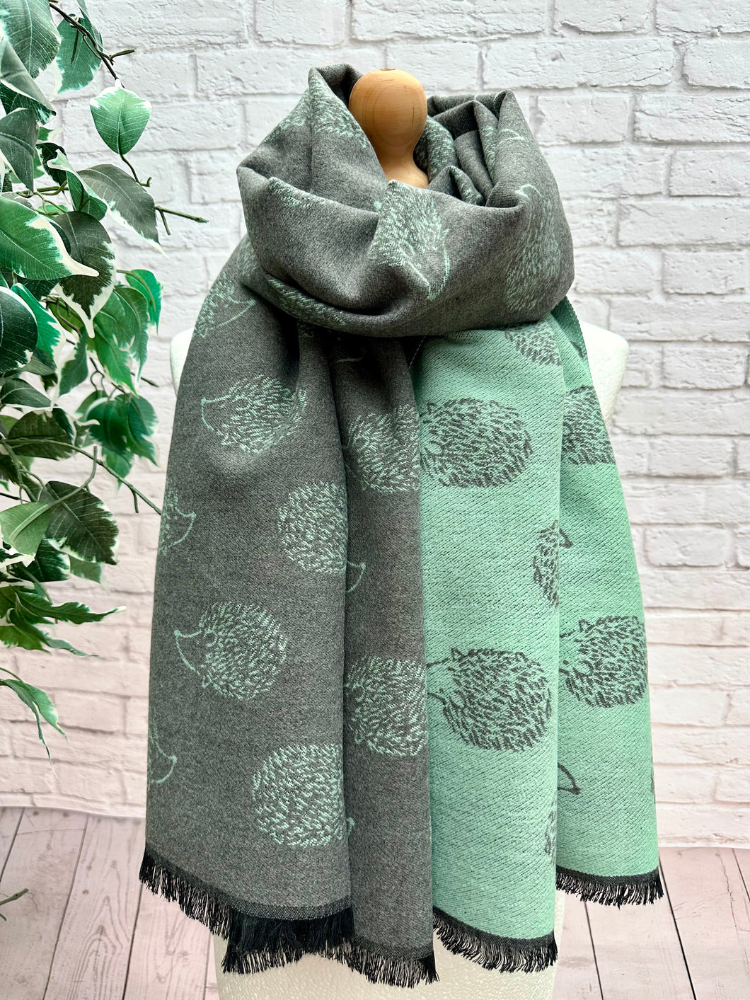 Thick Reversible Hedgehog MINT GREEN GREY Fringed Pashmina Winter Scarf