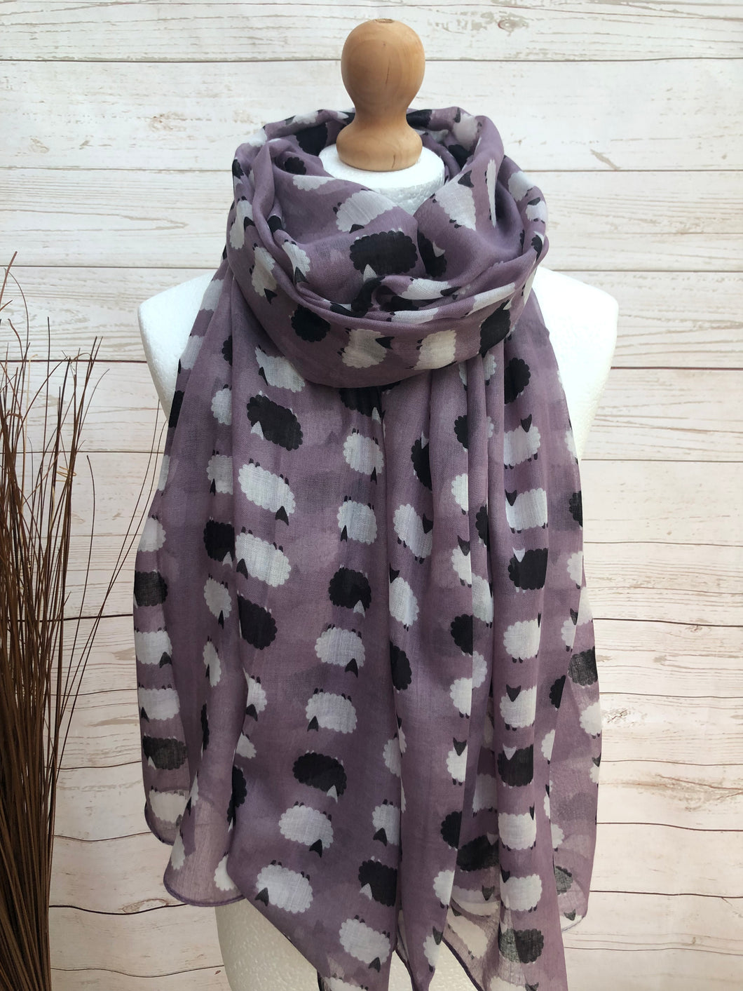 Ladies Meadow Sheep Farm Print LILAC Fashion Scarf