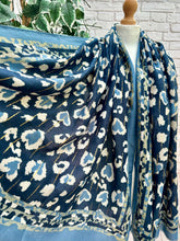 Leopard Animal Print Hearts Gold Foil Self Fraying Fashion Scarf - BLUE