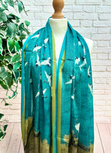Ladies Silk Blend Japanese Cranes Scene Art Print Fashion Scarf