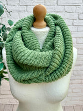 Ladies Knitted Double Wrap Winter Snood Scarf - Green