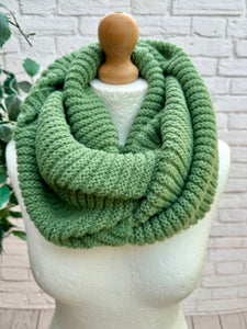 Ladies Knitted Double Wrap Winter Snood Scarf - Green