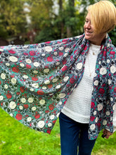 Ladies Skulls and Roses Print Frayed GREY RED Fashion Scarf