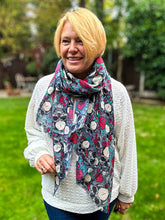 Ladies Skulls and Roses Print Frayed GREY RED Fashion Scarf