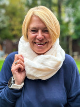 Ladies Short Faux Fur CREAM Soft Winter Snood Scarf