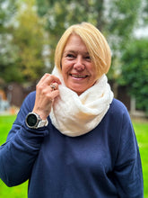 Ladies Short Faux Fur CREAM Soft Winter Snood Scarf