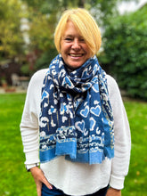 Leopard Animal Print Hearts Gold Foil Self Fraying Fashion Scarf - BLUE