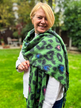 Thick Leopard Animal Print Hearts Tassel Pashmina Winter Scarf - GREEN