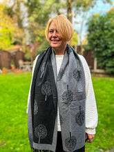 Ladies Thick Tree of Life Reversible Tasseled Pashmina Scarf - Black and Grey