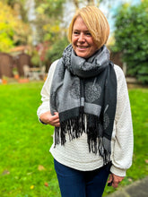 Ladies Thick Tree of Life Reversible Tasseled Pashmina Scarf - Black and Grey