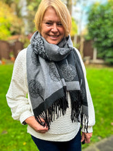 Ladies Thick Tree of Life Reversible Tasseled Pashmina Scarf - Black and Grey