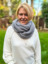 Ladies Knitted Double Wrap Winter Snood Scarf - Grey
