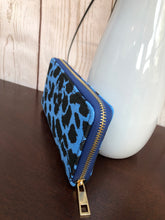 Ladies Large Wild Leopard Animal Print Zip Phone Coin Card Purse - BLUE